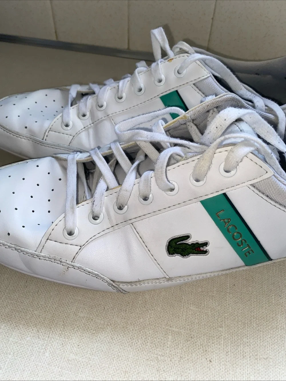 Lacoste Men 9.5 Shoes Chaymon 0722 1 White Green Leather Casual Sneakers